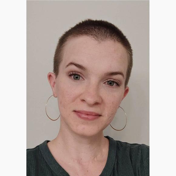 Meet your Posher, Abby - Picture 1 of 1